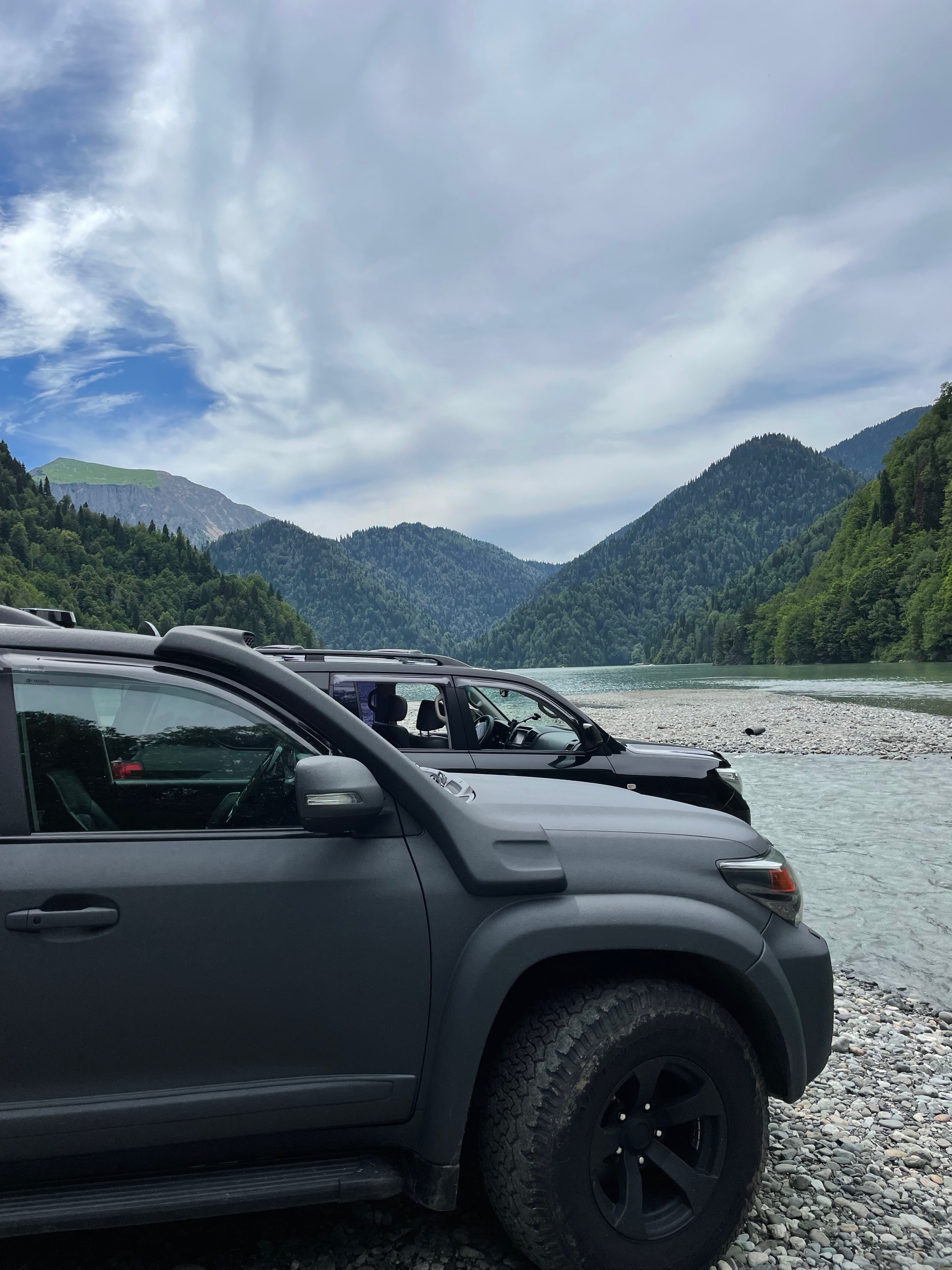 Индивидуальный/корпоративный тур с гидом в Абхазии - по запросу на внедорожниках